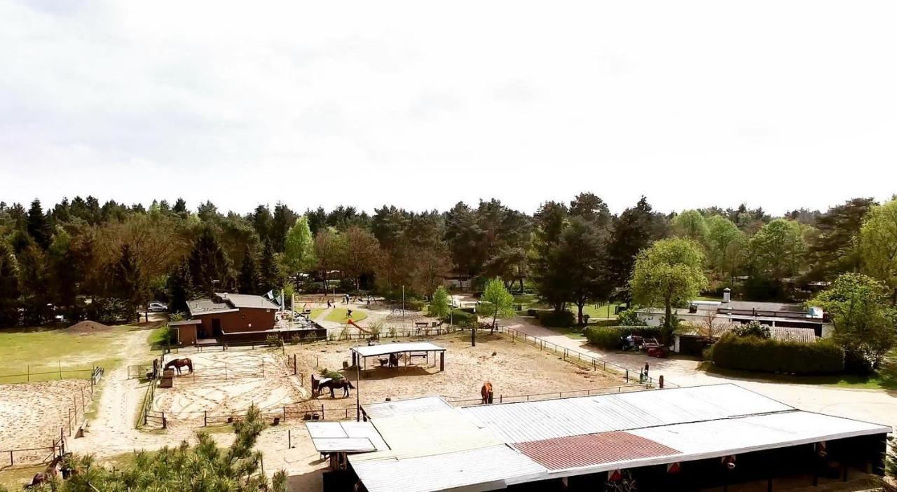 Knus Chalet Midden In De Bossen Nunspeet Bagian luar foto